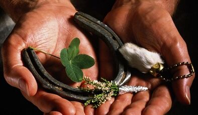 What to make luck and make an amulets well