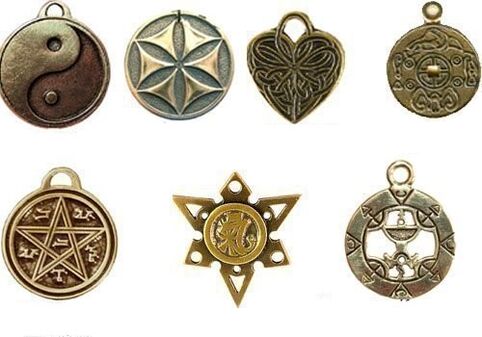 Popular amulets for good luck in Eastern culture